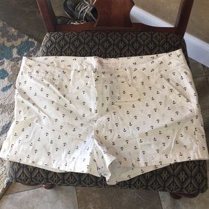 White anchor shorts